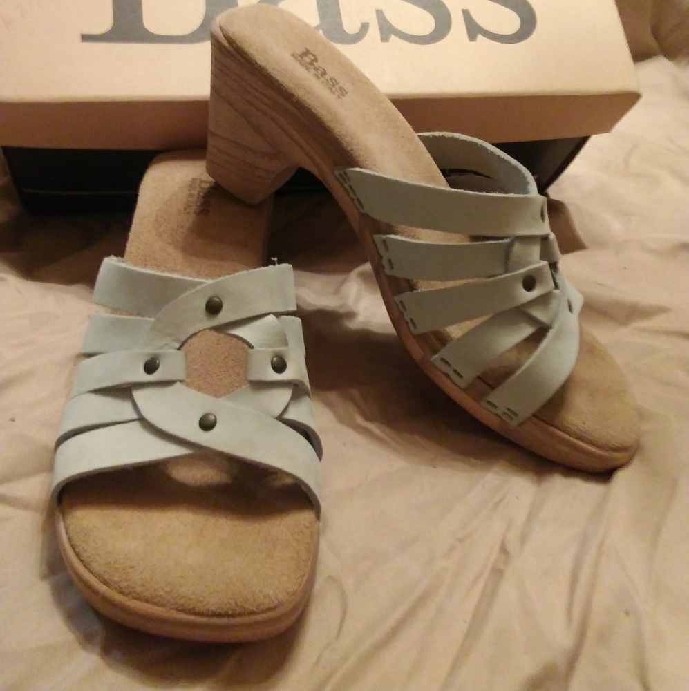 Shoes - Picture 2 of 2